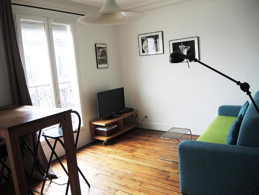 Apartamento 2 Pieces Avec Balcon Plein Sud París Exterior foto